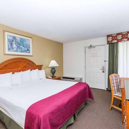 Days Inn By Wyndham West Des Moines - Clive Kültér fotó