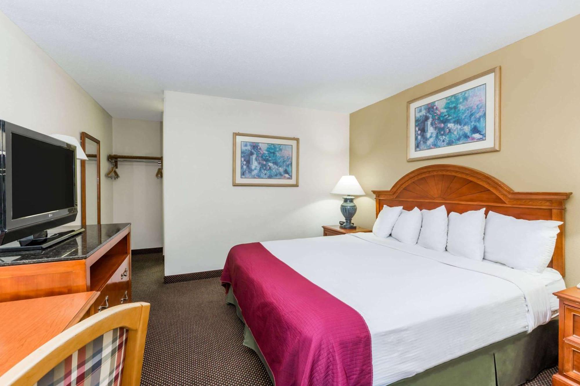 Days Inn By Wyndham West Des Moines - Clive Kültér fotó