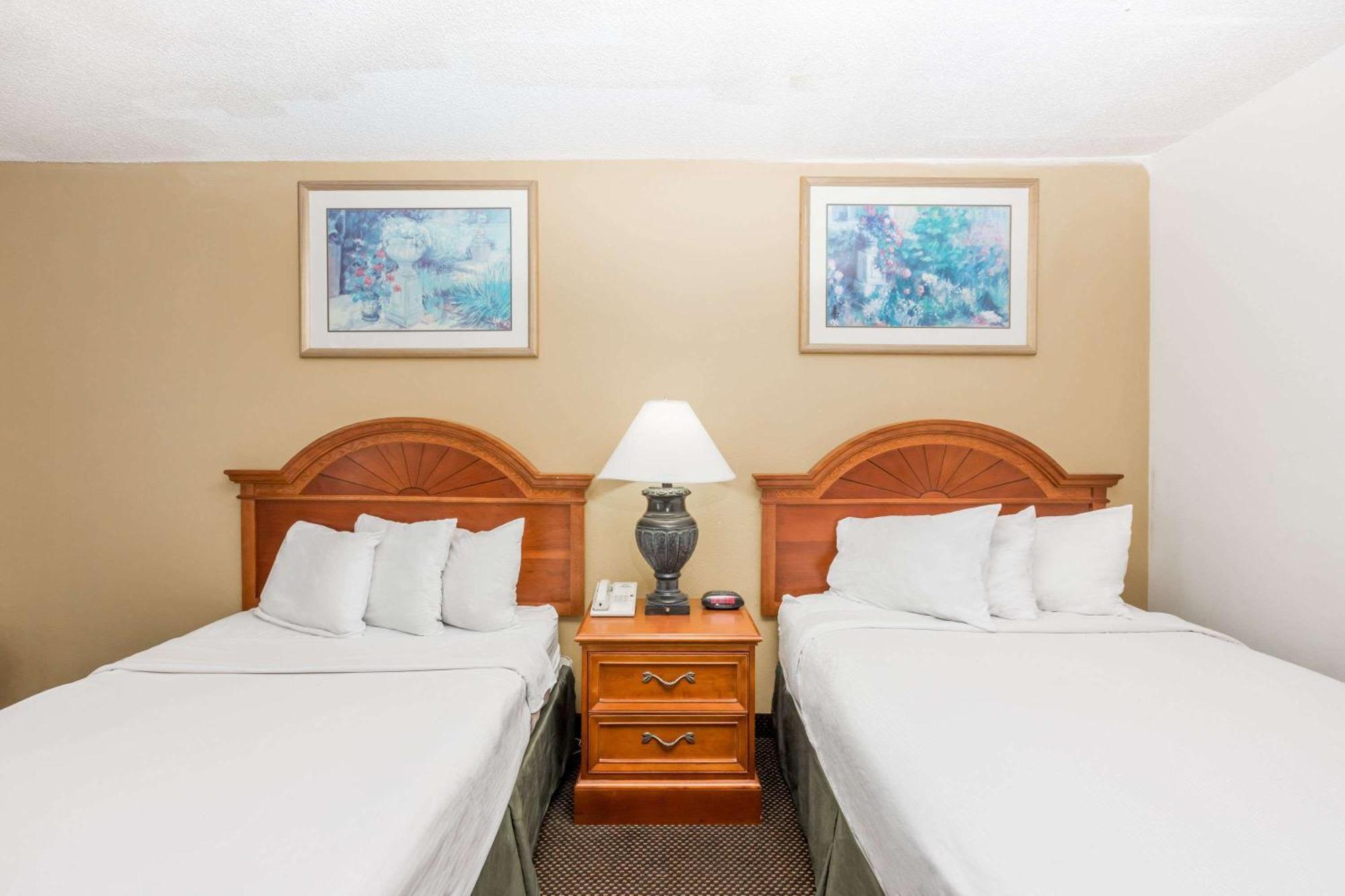 Days Inn By Wyndham West Des Moines - Clive Kültér fotó